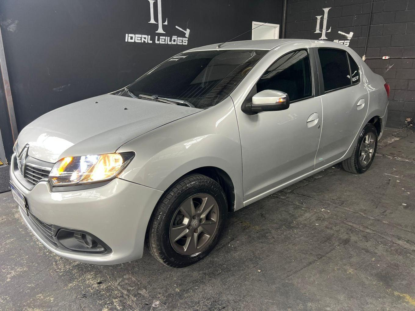 Renault LOGAN Expression Flex